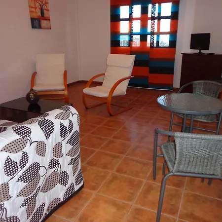 Volcano Beach Hotell